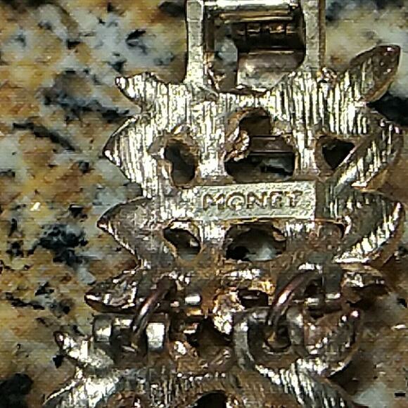 Rare Vintage Monet Signed Pink Yellow Enamel Flower Bracelet Gold Tn Rhinestones - Picture 10 of 10